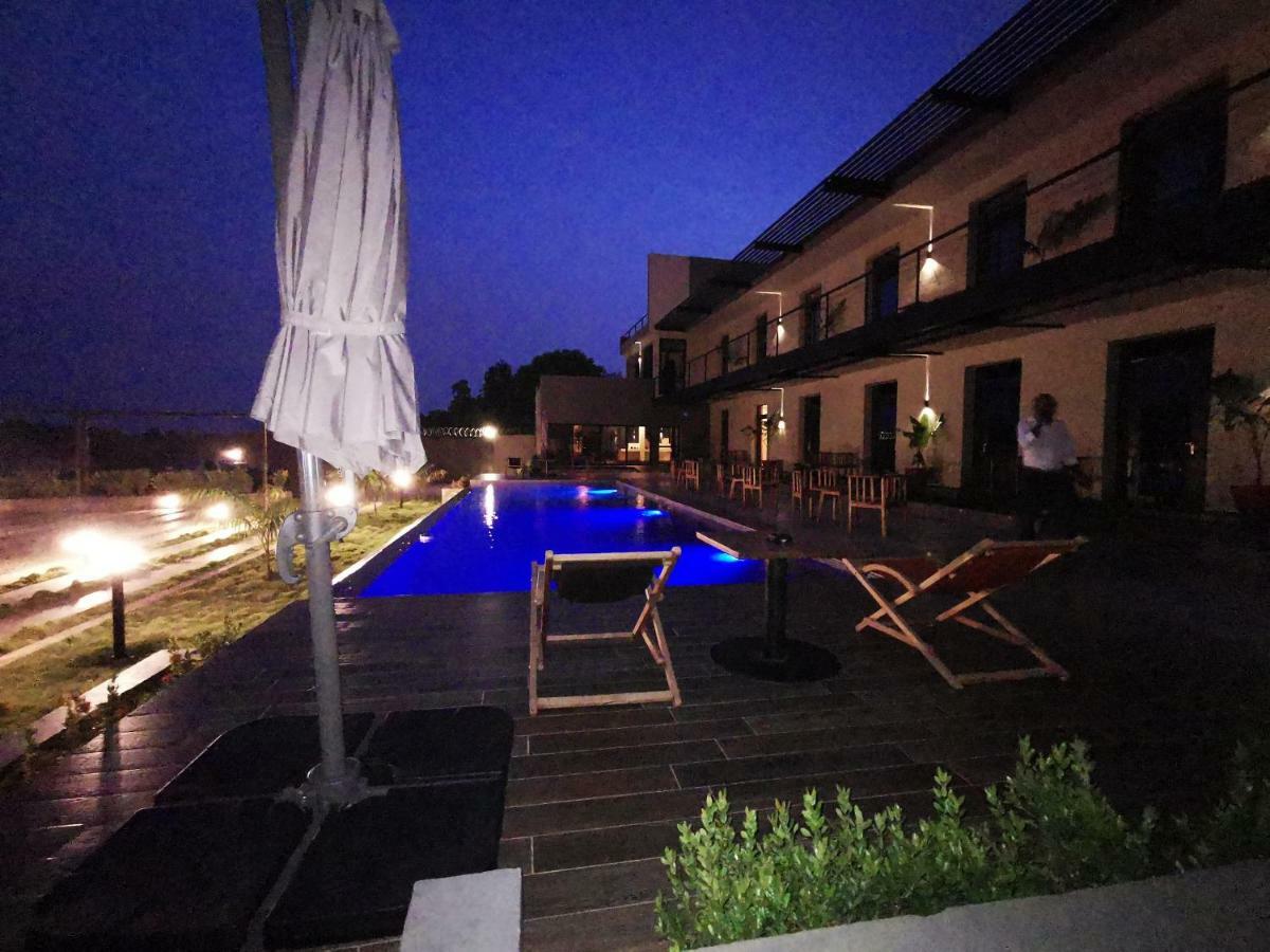 Au Bord De L'Eau Hotel Bamako Buitenkant foto